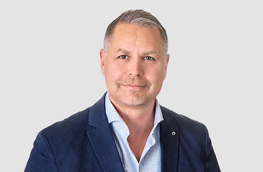 Geschäftsführer Rex Madrian